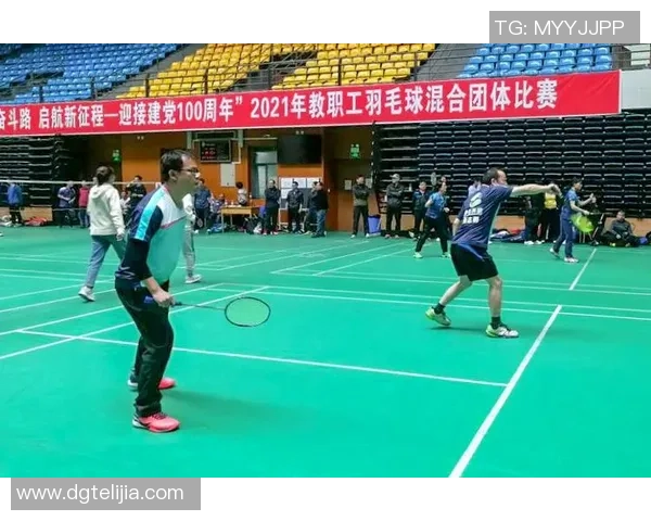 武汉羽毛球队与重庆羽毛球队赛后复盘速度对比分析与战术探讨